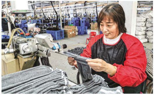 泗洪縣上塘鎮 農業與農村的新變局與針織產業賦能